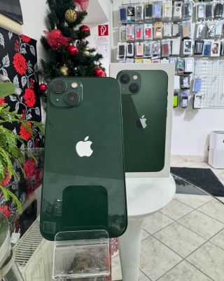 🤩iPhone 13 128GB 🤩 kapacita baterie : 86% zaruka : 6/25 Stav :bezne znamky pouzivania balenie : komplet original balenie...